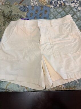 Hang Ten Women's Cream Corduroy Bermuda Shorts